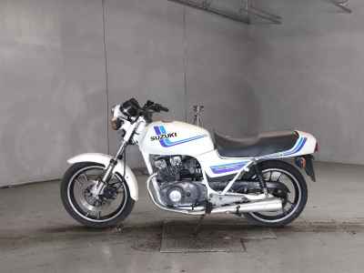 Suzuki GSX250E