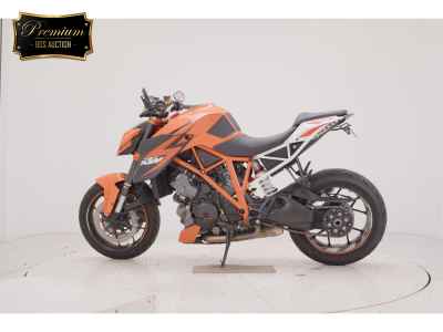 KTM 1290 Super Duke R 2015