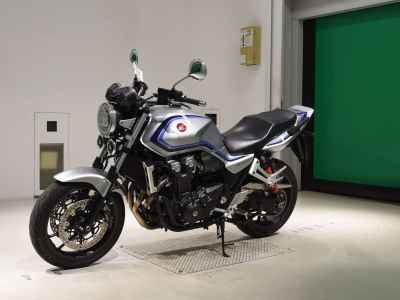 Honda CB1300SF 2024