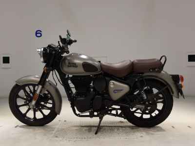 Royal Enfield Classic 350 2023