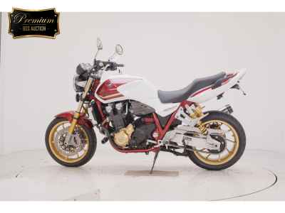 Honda CB1300SF 2022
