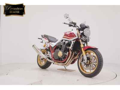 Honda CB1300SF 2022