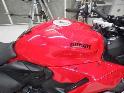 Ducati Streetfighter V2 2023