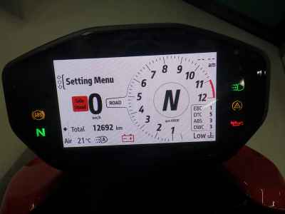 Ducati Streetfighter V2 2023