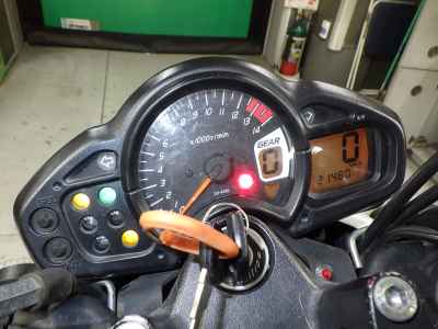 Suzuki Gladius SFV400 2012
