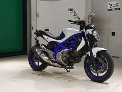 Suzuki Gladius SFV400 2012