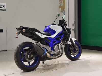 Suzuki Gladius SFV400 2012