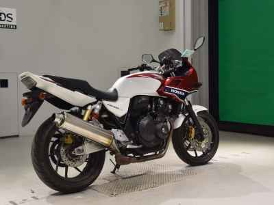 Honda CB400 Super Boldor 2015