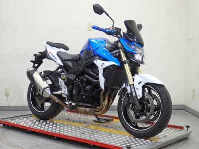 Suzuki  2013