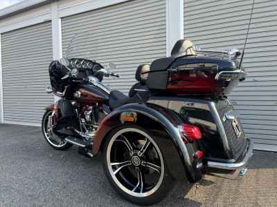 Harley-Davidson Electra Glide FLHTKSE1920 2022