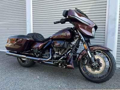 Harley-Davidson Street Glide FLHXSE1800 2025