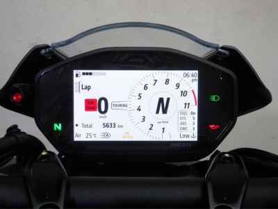 Ducati Monster 937 PLUS 2022