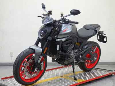 Ducati Monster 937 PLUS 2022