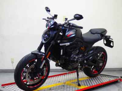 Ducati Monster 937 PLUS 2021