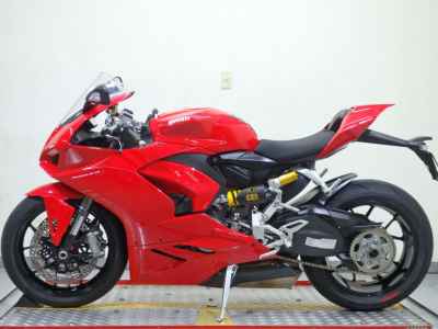 Ducati Panigale V2 2020