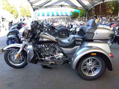 Harley-Davidson Electra Glide FLHTCU1690 Trike 2021