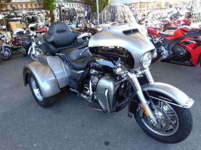 Harley-Davidson Electra Glide FLHTCU1690 Trike 2021