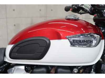 Triumph Bonneville T100 2021