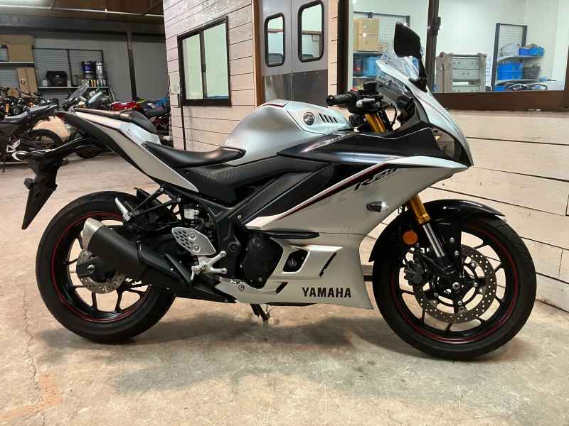 Yamaha YZF-R25