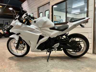 Yamaha YZF-R25