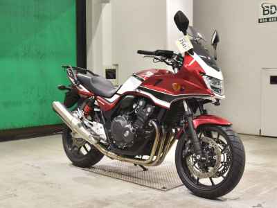 Honda CB400 Super Boldor 2018