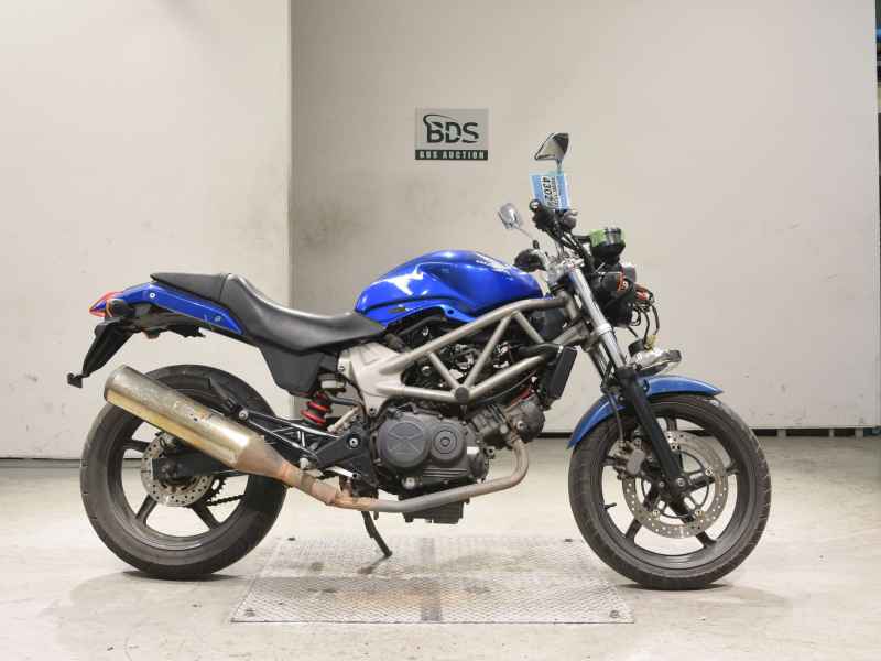 Honda VTR250 2013