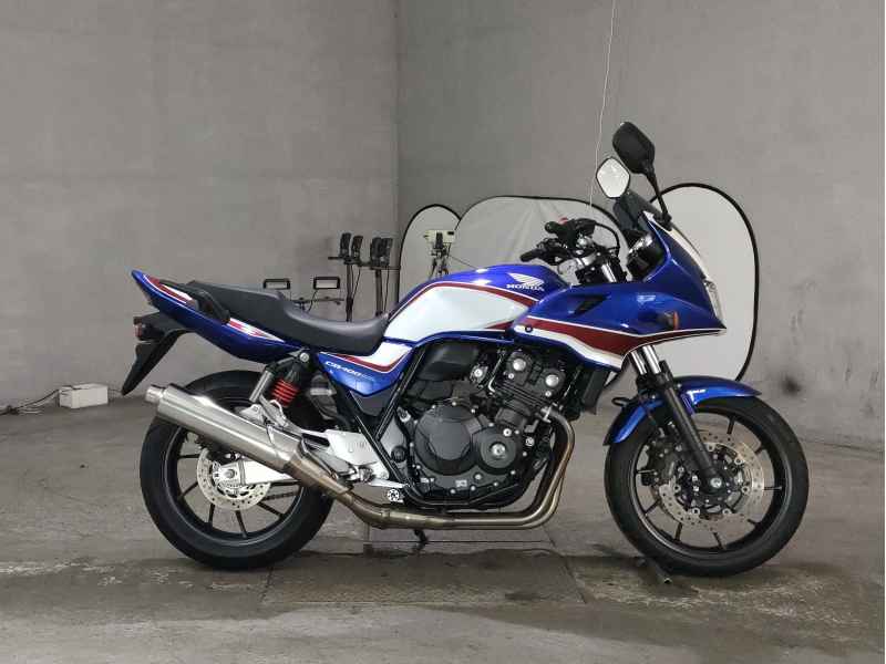 Honda CB400SFV 2022