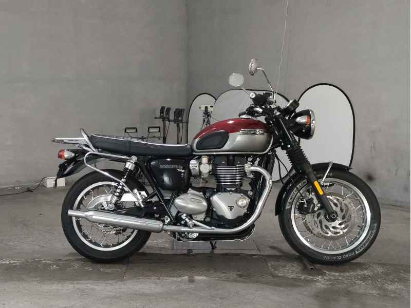 Triumph Bonneville T120 2023