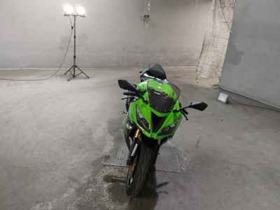 Kawasaki Ninja ZX-6R 2015