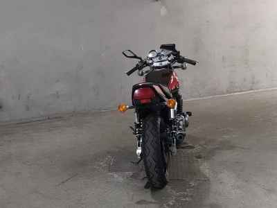 Kawasaki Zephyr 400 2011