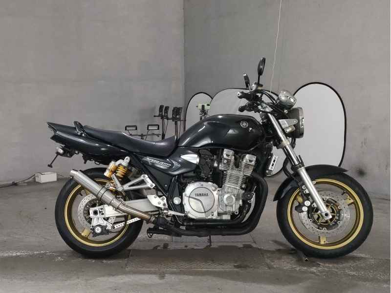 Yamaha XJR1300 2007