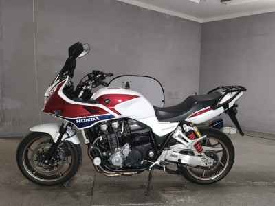 Honda CB1300 Super Boldor 2015