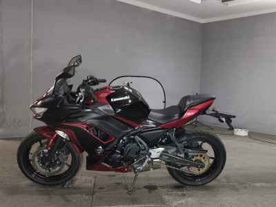 Kawasaki Ninja 650 2021