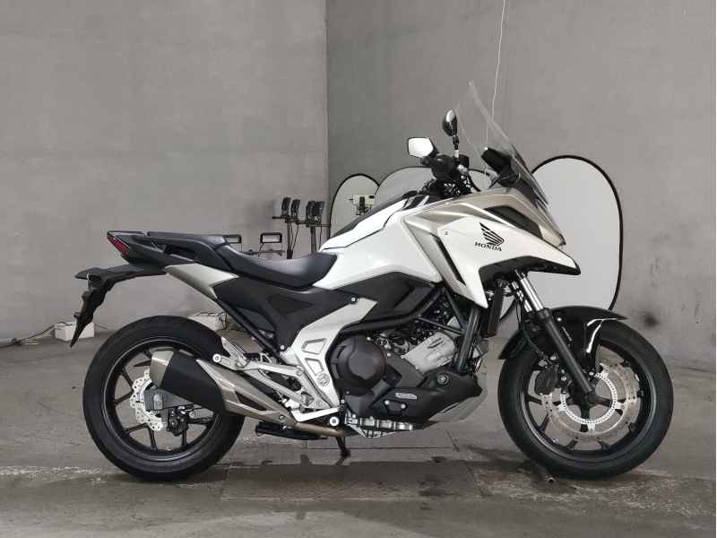 Honda NC750X DCT 2024