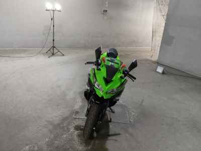 Kawasaki Ninja ZX-25R KRT Edition 2021