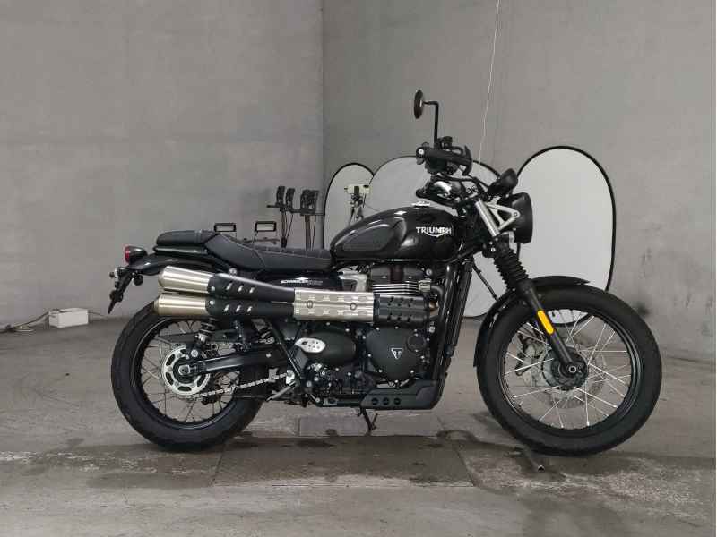 Triumph Street Scrambler 2022