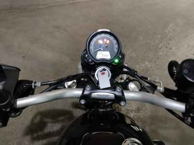 Triumph Street Scrambler 2022