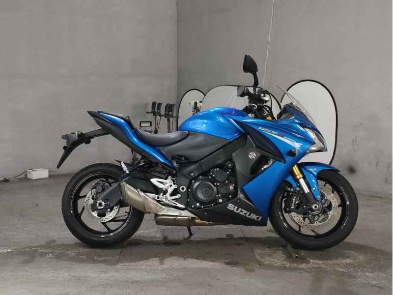 Suzuki GSX-S1000F 2016