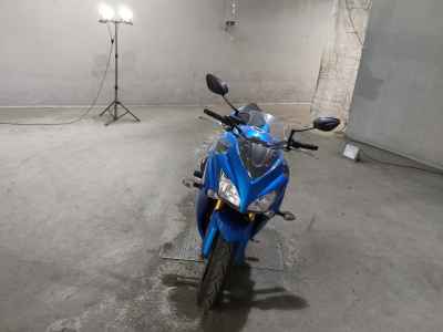 Suzuki GSX-S1000F 2016