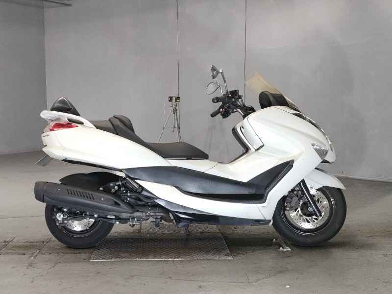 Yamaha Majesty 250