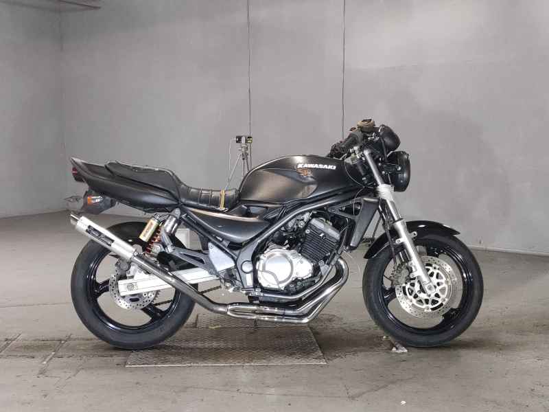 Kawasaki Balius ZR250