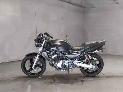 Kawasaki Balius ZR250