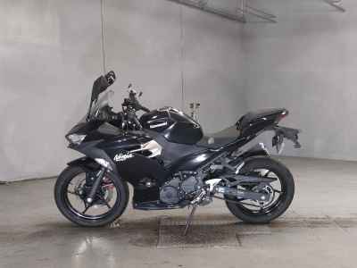 Kawasaki Ninja 400 2021