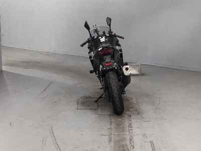 Kawasaki Ninja 400 2021