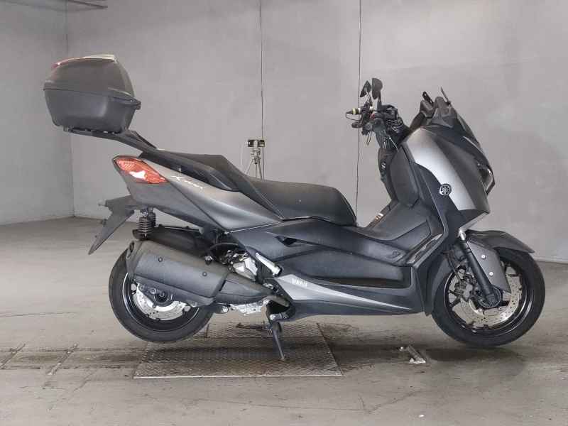 Yamaha XMAX 250