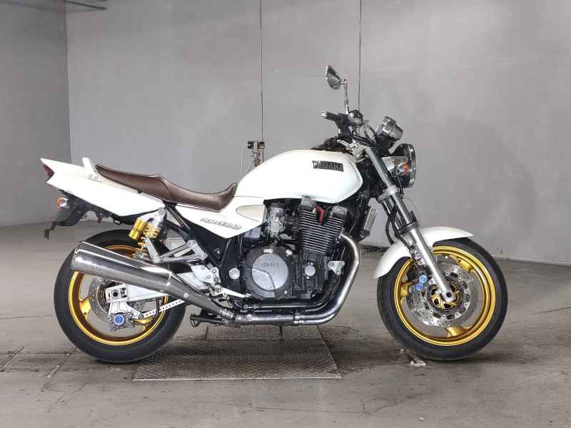 Yamaha XJR1300