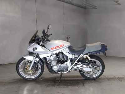 Suzuki GSX400S Katana