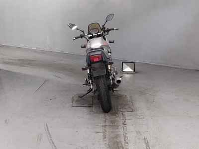 Suzuki GSX400S Katana