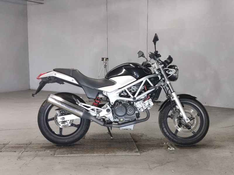 Honda VTR250 2009