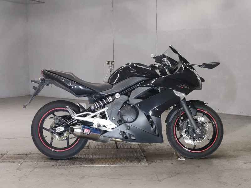 Kawasaki Ninja 400R 2011